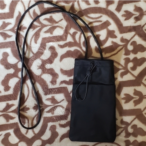 Lululemon crossbody bag - Picture 6 of 7